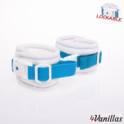 Lockable HandCuffs - Innocent Rainbow - 4Vanillas